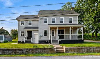 8255 MERTZTOWN Rd B, Alburtis, PA 18011