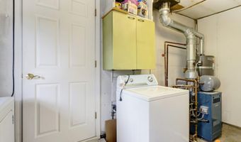 4905 Roger Dr, Anchorage, AK 99507