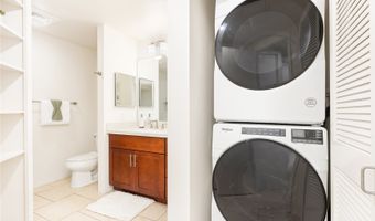 361 Kailua Rd 8108, Kailua, HI 96734