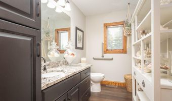 3021 Pinewood Ln NE, Alexandria, MN 56308