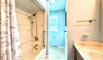 38 Grounds Pl, Albany, NY 12205