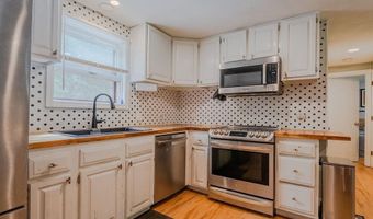 94 Whitehead Rd, Coventry, RI 02816