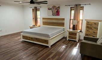 1600 Dogwood Dr, Bainbridge, GA 39819