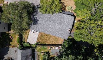 2 Rockwood Ave, Bar Harbor, ME 04609