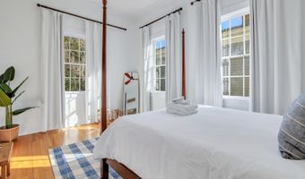 1214 King St, Beaufort, SC 29902