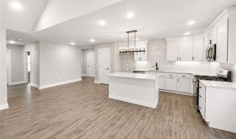 4302 SW Adams Rd, Bentonville, AR 72713