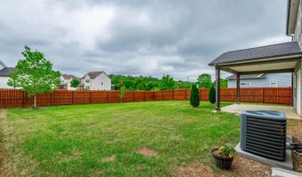 10829 Prairie Lake Dr, Apison, TN 37302