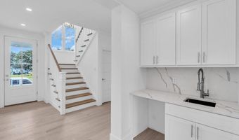 302 4th Ave, Belmar, NJ 07719