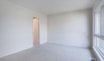 5766 VILLAGE GREEN Dr 10/5766, Alexandria, VA 22309