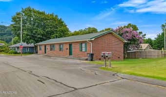 409 High St, Athens, TN 37303