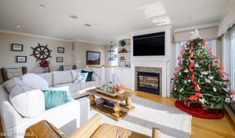 211 Stratford Ave, Beach Haven, NJ 08008