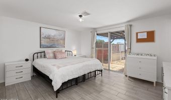 2104 N Pennington Dr, Chandler, AZ 85224
