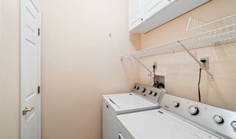 17 Breeze Ter, Barnegat, NJ 08005