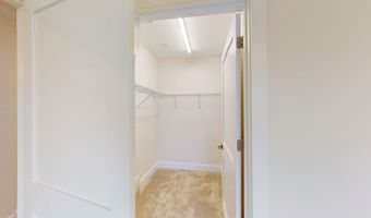 4 Longview Dr 208, Atkinson, NH 03811