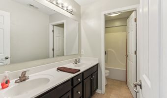 1450 Turfway Ct, Avon, IN 46123