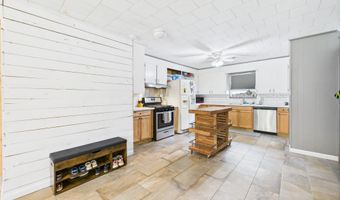 1016 Grace St, Abbeville, LA 70510