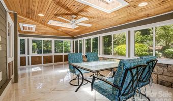 78 Grovewood Rd, Asheville, NC 28804