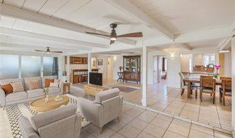 676 Mokapu Rd, Kailua, HI 96734