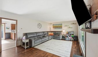 205 Victoria Dr, Alexandria, MN 56308