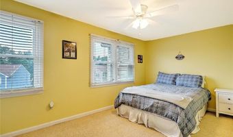 200 Heroux Blvd 805, Cumberland, RI 02864