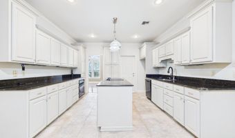 512 E Villien Ave, Abbeville, LA 70510