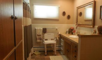833 S 7th St, Albion, NE 68620