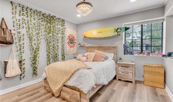 29729 Strawberry Hill Dr, Agoura Hills, CA 91301
