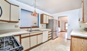 831 Robin Rd, Amherst, NY 14228