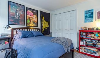 155 Oakdale Rd, North Kingstown, RI 02852