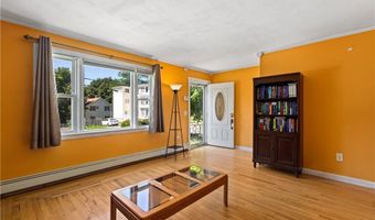 389 Great Rd, Lincoln, RI 02865
