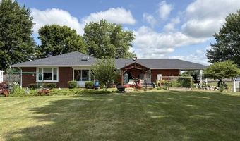315 S Park Dr, Ada, OH 45810