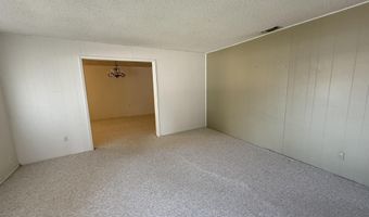 1802 W Clayton Ave, Artesia, NM 88210