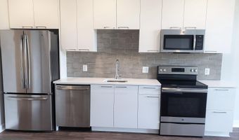 989 S BUCHANAN St 411, Arlington, VA 22204
