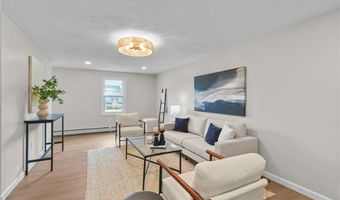 21 Hope Hill Ter, Cranston, RI 02921
