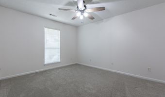 218 Hunters Run Dr, Benton, AR 72015