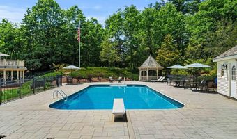 56 Oak Dr, Bedford, NH 03110