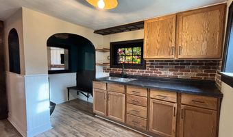 513 W Washington St, Alexandria, IN 46001