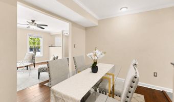 8221 DOCTOR CRAIK Ct, Alexandria, VA 22306