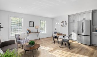 32 Exchange St A1, East Greenwich, RI 02818