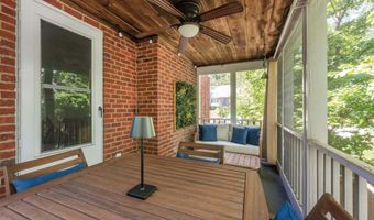 5706 9TH Rd N, Arlington, VA 22205