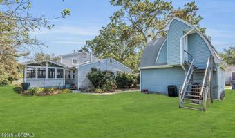 608 Berkeley Ave, Beachwood, NJ 08722