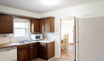 202 Creek Dr, Batesville, MS 38606