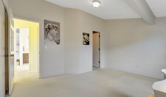 1854 Buccaneer Pl, Anchorage, AK 99501