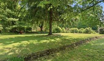 48 Case Rd, Burlington, CT 06013