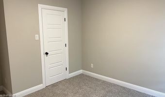 210 Navajo Trl, Alvarado, TX 76009