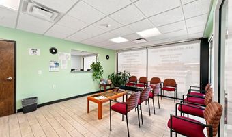 2290 S Hamilton Rd, Columbus, OH 43232