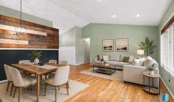 917 E Heatherwood Dr, Brandon, SD 57005