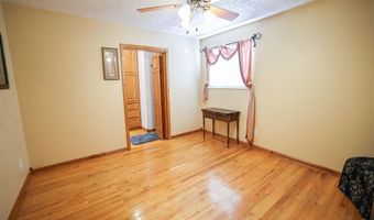 2015 Denson Ave, Bedford, IN 47421