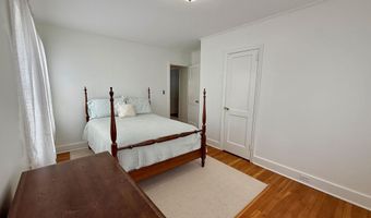 2 Pine Rd, Bennington, VT 05201