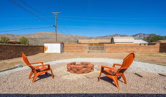 2412 Iowa Ave, Alamogordo, NM 88310